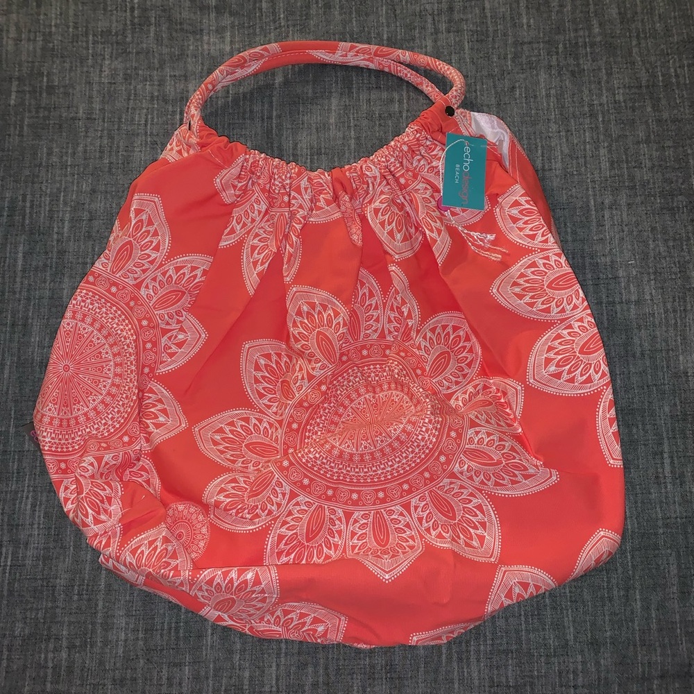 NWT Echo Design Sundial Bag